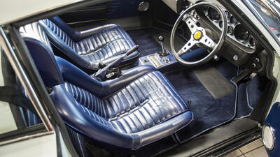 Blu LeatherInterior image
