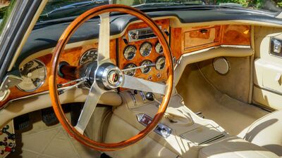 Tan LeatherInterior image