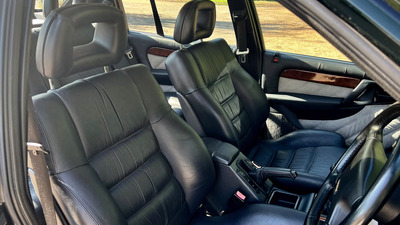 Anthracite Connolly LeatherInterior image