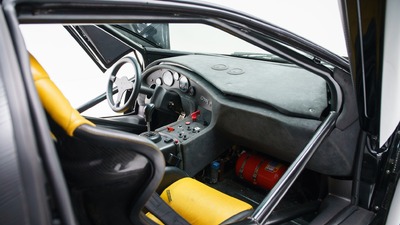 Black & Yellow Leather / Black Alcantara - Yellow StitchingInterior image
