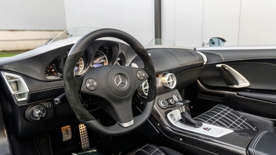 Silver Arrow Black LeatherInterior image