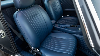 Blue LeatherInterior image