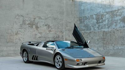 ECR - Lamborghini Diablo VT Roadster details