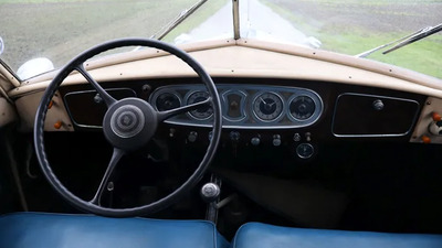 Blue LeatherInterior image