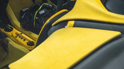 Black / Yellow Alcantara - Yellow StitchingInterior image