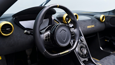 Black Alcantara - Gold StitchingInterior image