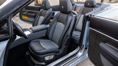 Black / Scivaro Grey LeatherInterior image