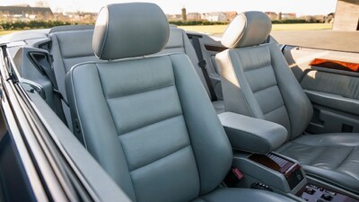 Grey LeatherInterior image