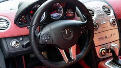 Berry Red LeatherInterior image