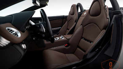 Black / Brown LeatherInterior image