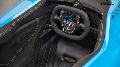 Black Leather / AlcantaraInterior image