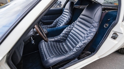 Blue LeatherInterior image