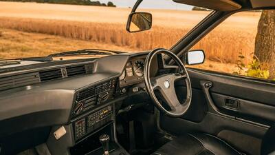 Black LeatherInterior image