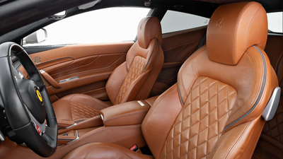 Cuoio Toscano LeatherInterior image