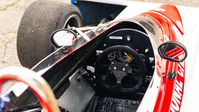 Black LeatherInterior image