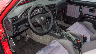 Grey AlcantaraInterior image