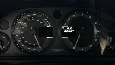 Black Metallic / Onyx Black Leather / Black Alcantara - Silver StitchingInterior image