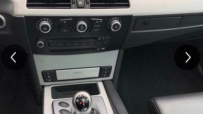 Black / Estoril Blue LeatherInterior image