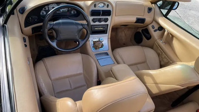 Cappuccino LeatherInterior image