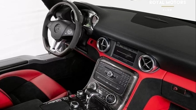 Designo Exclusive Classic Red LeatherInterior image