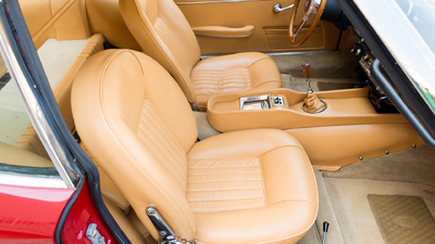 Tan LeatherInterior image