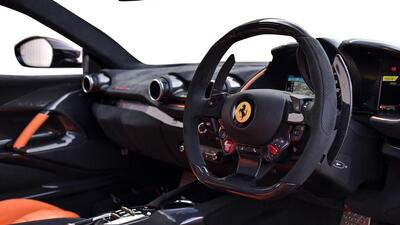 Arancio AlcantaraInterior image