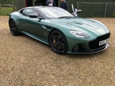 Thumbnail Aston Martin DBS