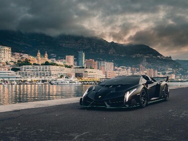 Thumbnail Lamborghini Veneno