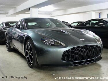 Thumbnail Aston Martin V12 Zagato