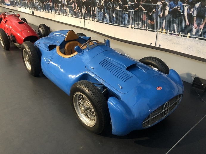 Thumbnail Bugatti Type 251