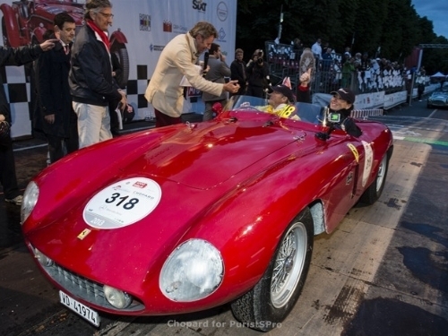 Thumbnail Ferrari 750