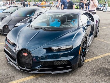 Thumbnail Bugatti Chiron