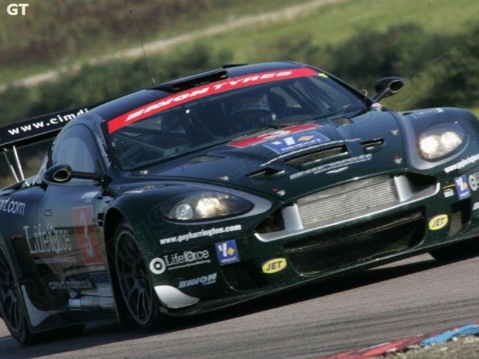 Thumbnail Aston Martin DBRS9