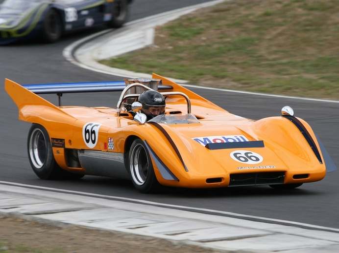 Thumbnail McLaren M12