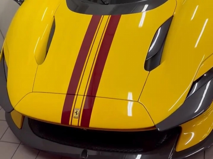 Thumbnail Ferrari Daytona SP3