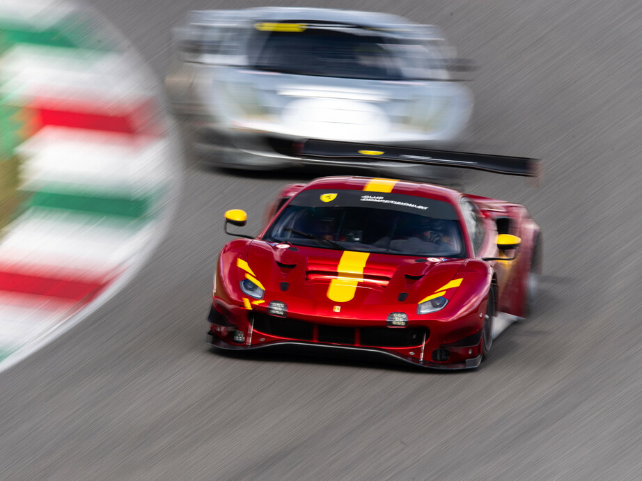 Thumbnail Ferrari 488