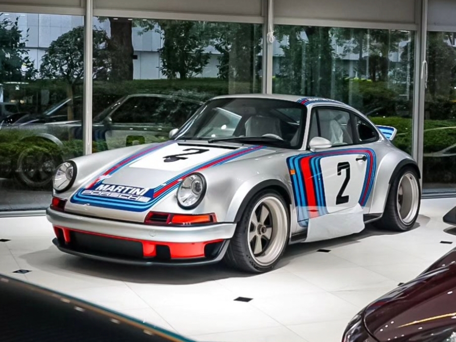 Thumbnail Singer Porsche 911 DLS
