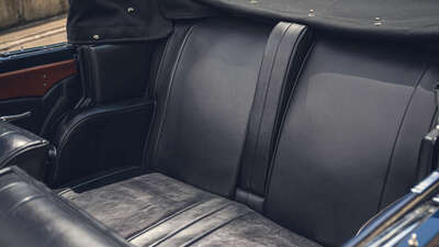 Black LeatherInterior image
