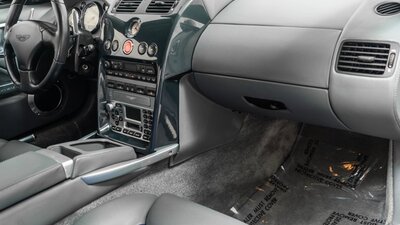Aurora Blue / Argento Grey LeatherInterior image