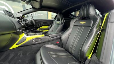 Pure Black Leather - Lime Green StitchingInterior image