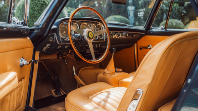 Biscuit LeatherInterior image