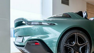 Aston Martin V12