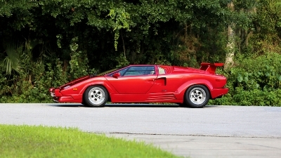 ECR - Lamborghini Countach 25th Anniversary details