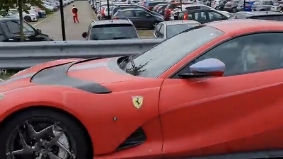 Ferrari 812