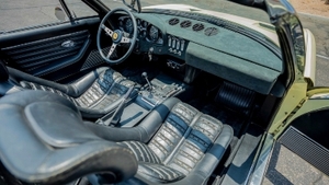 Nero LeatherInterior image