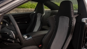 Black Leather / AlcantaraInterior image