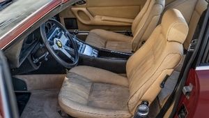 Tan LeatherInterior image