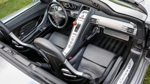 Dark Grey LeatherInterior image