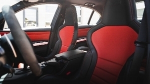 Sakhir Orange / Black LeatherInterior image