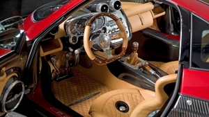 Beige Leather - Red StitchingInterior image